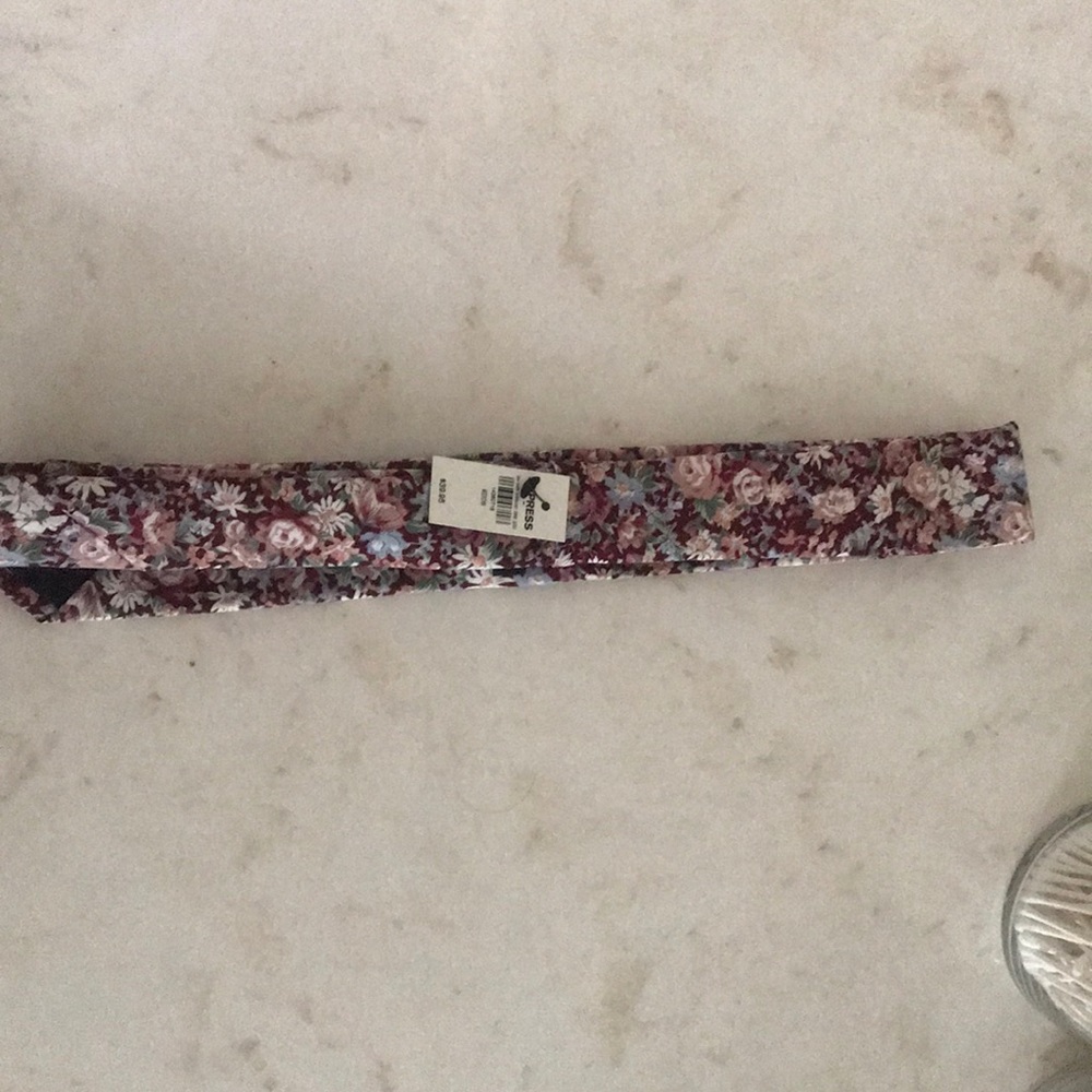 Tie - Picture 2 of 2